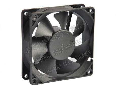 直流风扇HTD07025（70*70*25mm)